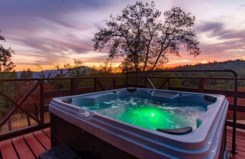 Oakhurst Villa | 10-acre Forest Villa, 20 miles from Yosemite South