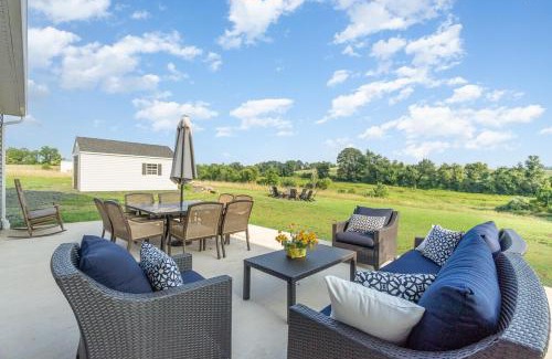 Dillsburg Casa | 10 Acre Hidden Gem