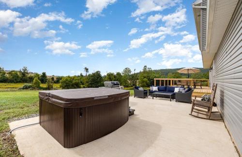 Dillsburg Casa | 10 Acre Hidden Gem