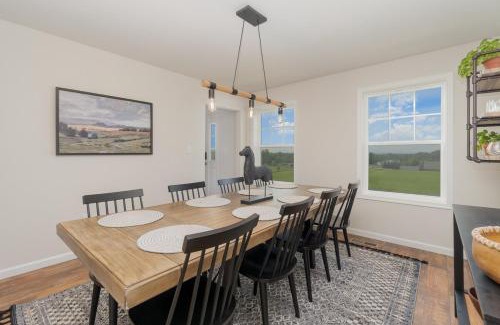 Dillsburg Casa | 10 Acre Hidden Gem