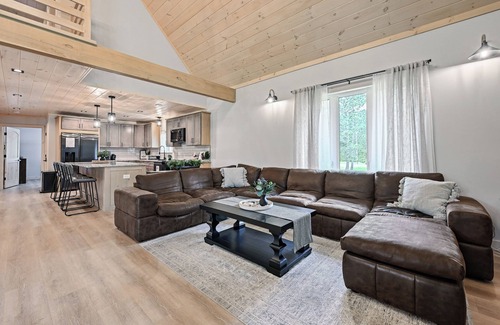 Friendship Casa | 10-Acre Property w/ Fire Pit & Grill in Arkdale!