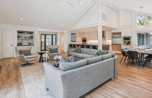 Beach Lagoon Casa | 10 E Beach Lagoon ~ Luxurious Ocean Front Sea Pines Homes