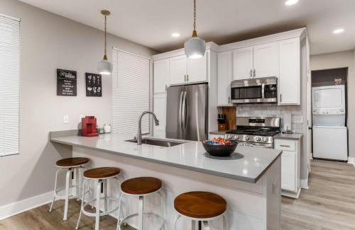 Livingston Park Casa | 10 Entire Home Private Parking Fenced Yard