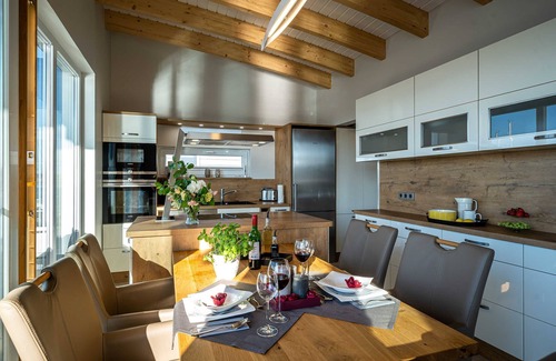 Kroeslin Casa | 10. floating houses (105 m²) Triton with sauna - Floating House Triton with fireplace