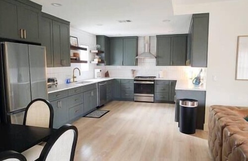 Terrell Heights Casa | 10 Guest-5 Beds-Pickleball-Basketball-Weber Grill