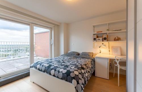 Westende Apartamento | 10 hoog aan zee