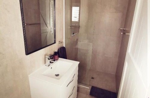 Bloemfontein Casa | 10 Jock Meiring Guesthouse Unit 2