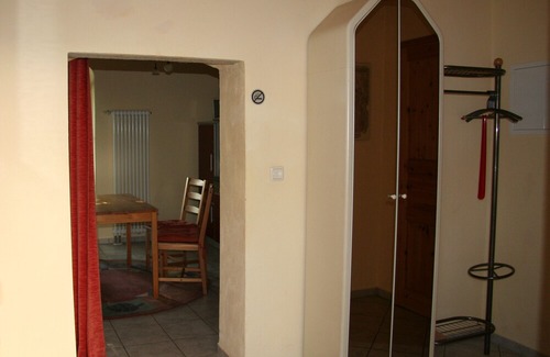 Maxen Apartamento | 10 km to Dresden - Modern Apartment in the Farm With own Horses, Garden Pool