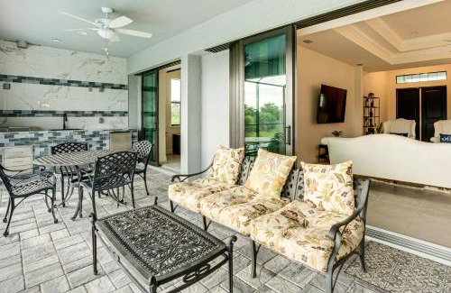 South Gulf Cove Casa | 10 Mi to Beaches Modern Retreat in Port Charlotte