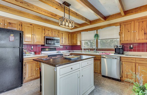 Mount Jackson Casa | 10 Mi to Bryce Resort: Peaceful Home on 10 Acres