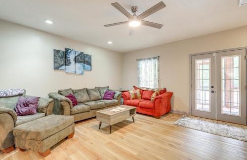 Newnan Apartamento | 10 Mi to Chattahoochee Bend Peaceful Apt with Patio