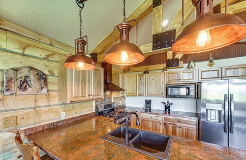 Roberts Casa | 10 Mi to Cooney State Park: Mtn-View Montana Haven