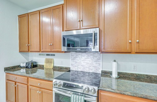 Austin Casa | 10 Mi to Dtwn Austin: Family Home w/Communal Pool