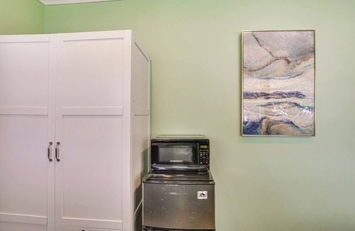 Paradise Hills Apartamento | 10 Mi to Dtwn: Cozy Couple's Getaway in San Diego