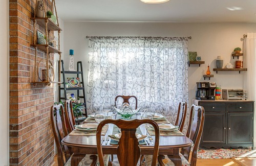 Lakewood Casa | 10 Mi to Dtwn Denver: Lakewood Home w/ Patio