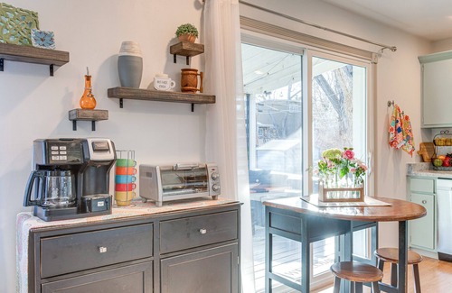 Lakewood Casa | 10 Mi to Dtwn Denver: Lakewood Home w/ Patio