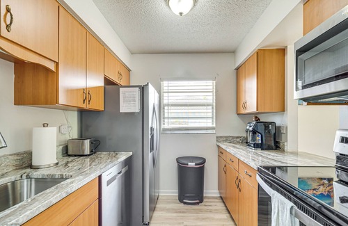 Silver Springs Shores Casa | 10 Mi to Dtwn Ocala: Dog-Friendly Home w/ Fire Pit