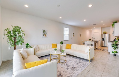 Laveen Village Casa | 10 Mi to Dtwn Phoenix: Home Near Hiking & Biking!