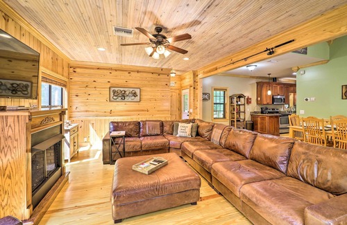 Newland Cabina | 10 Mi to Grandfather Mountain: 'Wolfe Creek Cabin'