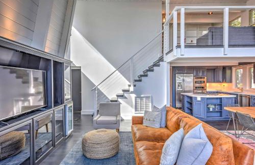 Lake Forest Casa | 10 Mi to Skiing Tahoe City A-Frame Home