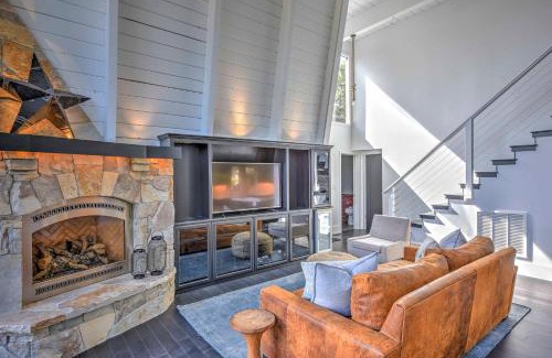 Lake Forest Casa | 10 Mi to Skiing Tahoe City A-Frame Home