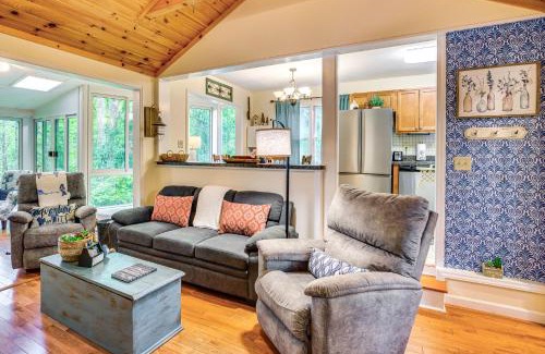 Newland Casa | 10 Mi to Sugar Mtn Bluebird Cottage in Newland