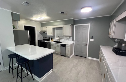 Vivian Casa | 10 Miles to Caddo Lake – 2BR/2BA Vivian Home Close to NCMC Hospital