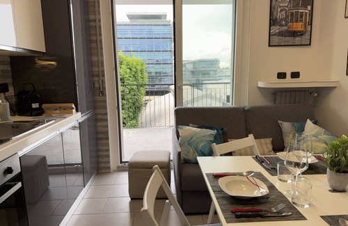 Villapizzone Apartamento | 10 Min from Fiera Milano with Largo Terrazzo