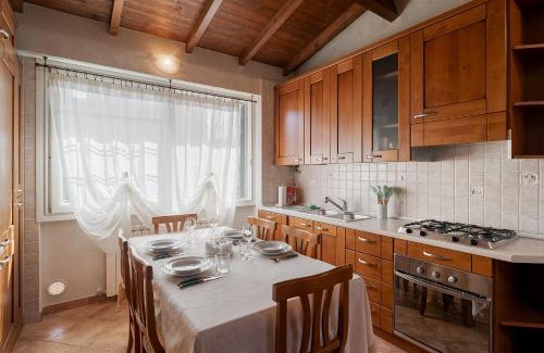 Camporosso Apartamento | 10 Min from Sea, Historic Rural Casa Del Molino