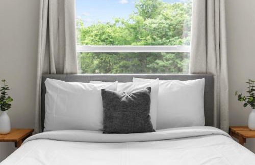 Birmingham Casa | 10 Min to Downtown-Modern in Magic City-Both Units
