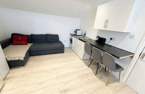 Earlsfield Apartamento | 10 min train to central London C