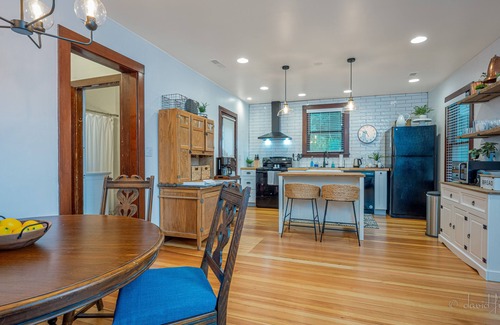 Galena Casa | 10 Min Walk to Main St., Updated 1840s Historic Home, Stocked Kitchen, W/D,