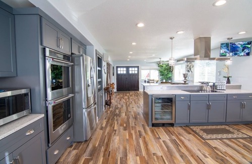 Camas Casa | 10 Mins from Downtown Camas