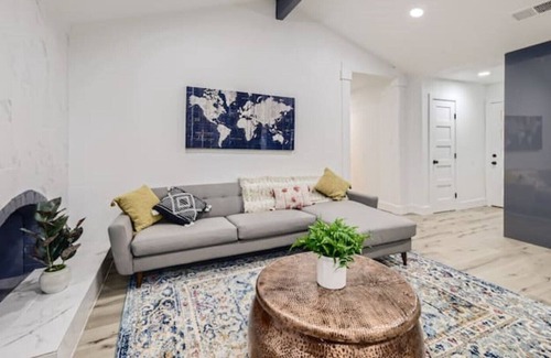 South Manchaca Casa | 10 minutes away from DW, 6th st, and many attractions