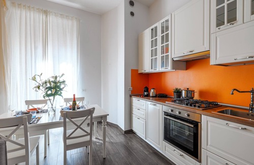 Gioia Apartamento | 10 minutes by walk from Central Station, Wifi and Netflix