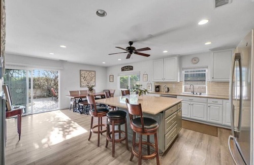 Mission Viejo Casa | 10 minutes drive to the beach, 2 master suites and NO BUNK BEDS. 2 mins off hwy.