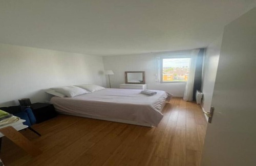 Bobigny Apartamento | ✨ 10 minutes from Paris - Lovely Apartment & Spacious ✨