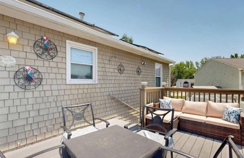 Cranston Apartamento | 10 minutes from providence centrally located