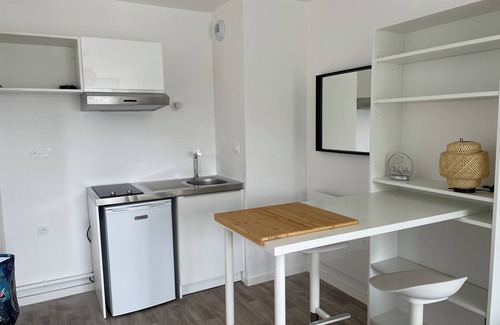 Le Rosais-La Flourie Apartamento | 10 minutes from the sea! Studio with parking in St Malo!