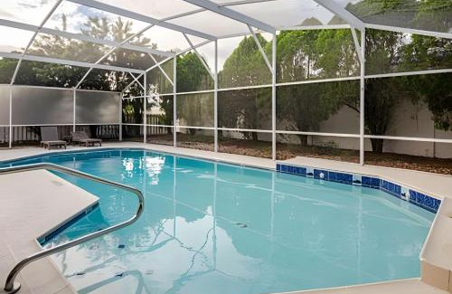 Indian Wells Casa | 10 Minutes to Disney Pool Home *Renovated*