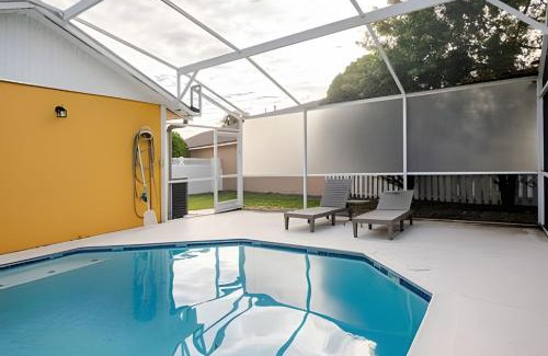 Indian Wells Casa | 10 Minutes to Disney Pool Home *Renovated*