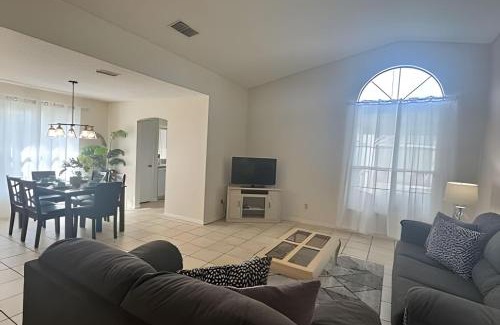 Indian Wells Casa | 10 Minutes to Disney! Pool Home Large Lot