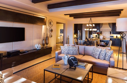 El Médano Ejidal Villa | Acogedora Residencia de 3 dormitorios, piscina privada y jacuzzi.