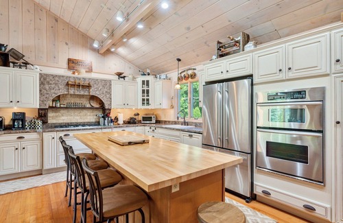 Pocono Pines Chalet De Esquí | 10% off - NEW!! 🌲Beautiful Lakefront Chalet | Private Beach & Kayaks 🛶