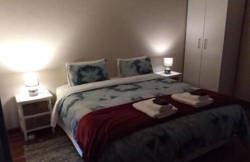 Paarl Cama Y Desayuno | 10 on Fairview B&B