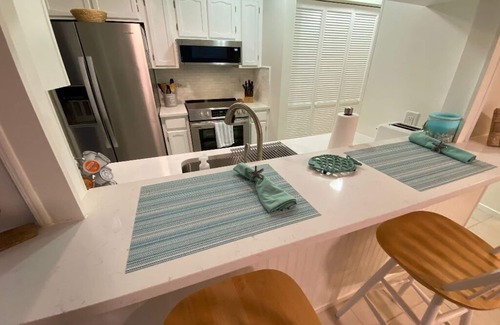Saint Helena Island Villa | 10 Periwinkle Court - Dos Habitaciones Villa, Capacidad 6