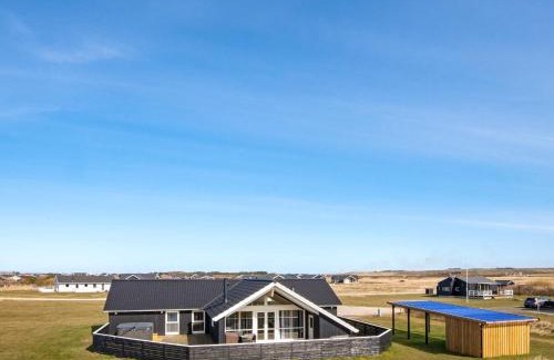 Harboore Casa | 10 person holiday home in Harboøre