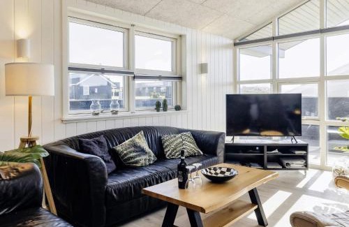 Nr. Lyngby Casa | 10 person holiday home in Løkken