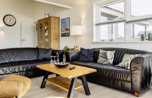 Nr. Lyngby Casa | 10 person holiday home in Løkken