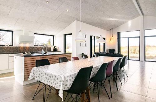 Nr. Lyngby Casa | 10 person holiday home in Løkken